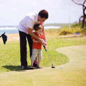 Bộ gậy Golf phù hợp khuyến khích cho trẻ chơi tốt hơn